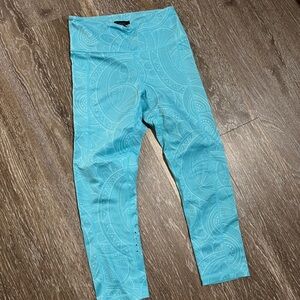 Constantly Varied Gear Zenergy capris XS